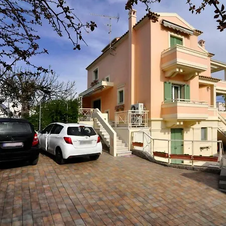 빌라 Piano's House In Corfu Town *