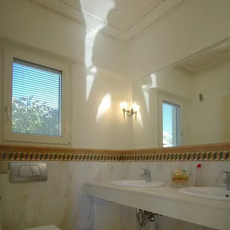Piano's House In Corfu Town *