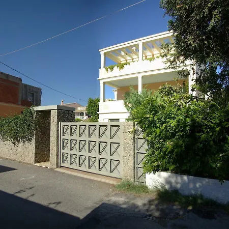 Piano's House In Corfu Town 빌라